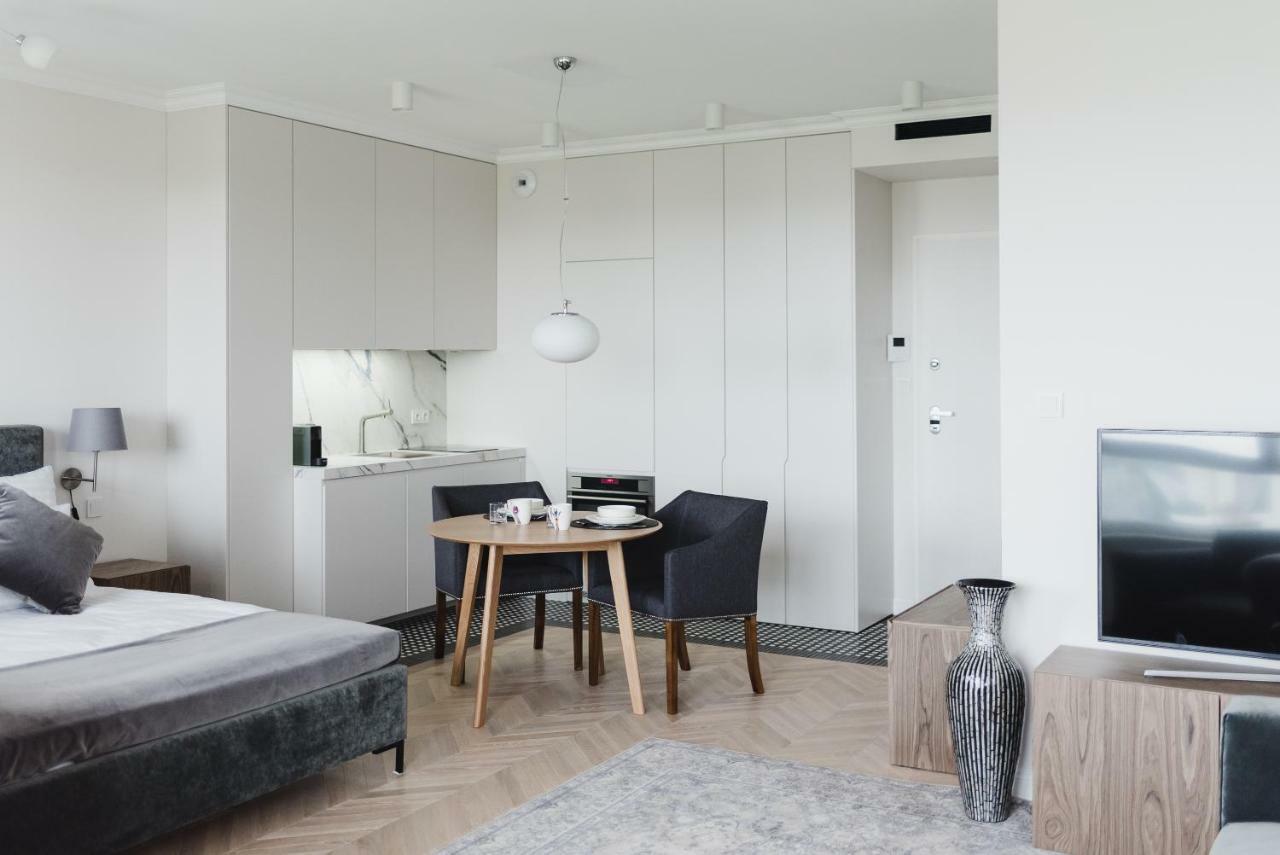 Luxlux Apartments Metro Slodowiec Warsaw Exterior photo