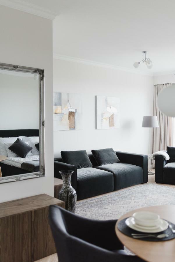 Luxlux Apartments Metro Slodowiec Warsaw Exterior photo