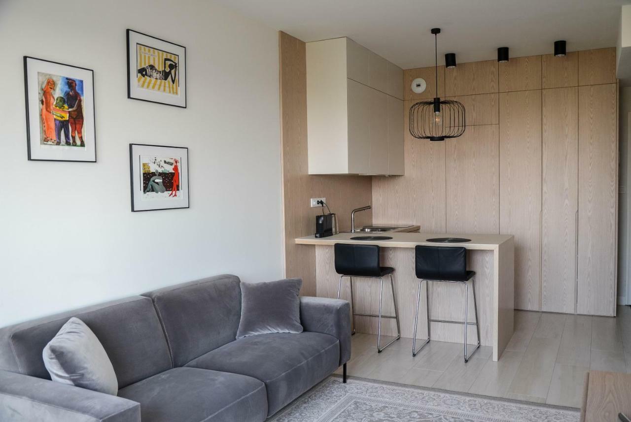 Luxlux Apartments Metro Slodowiec Warsaw Exterior photo